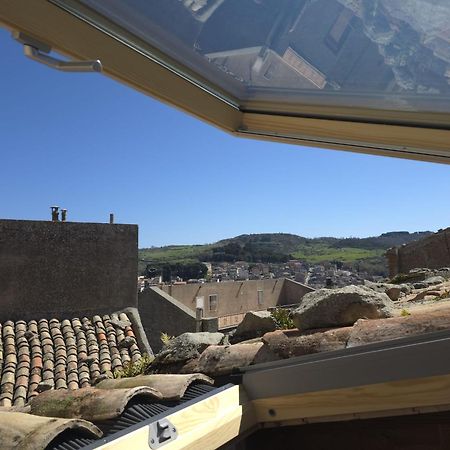 San Nicolo Holiday Home Montalbano Elicona Δωμάτιο φωτογραφία
