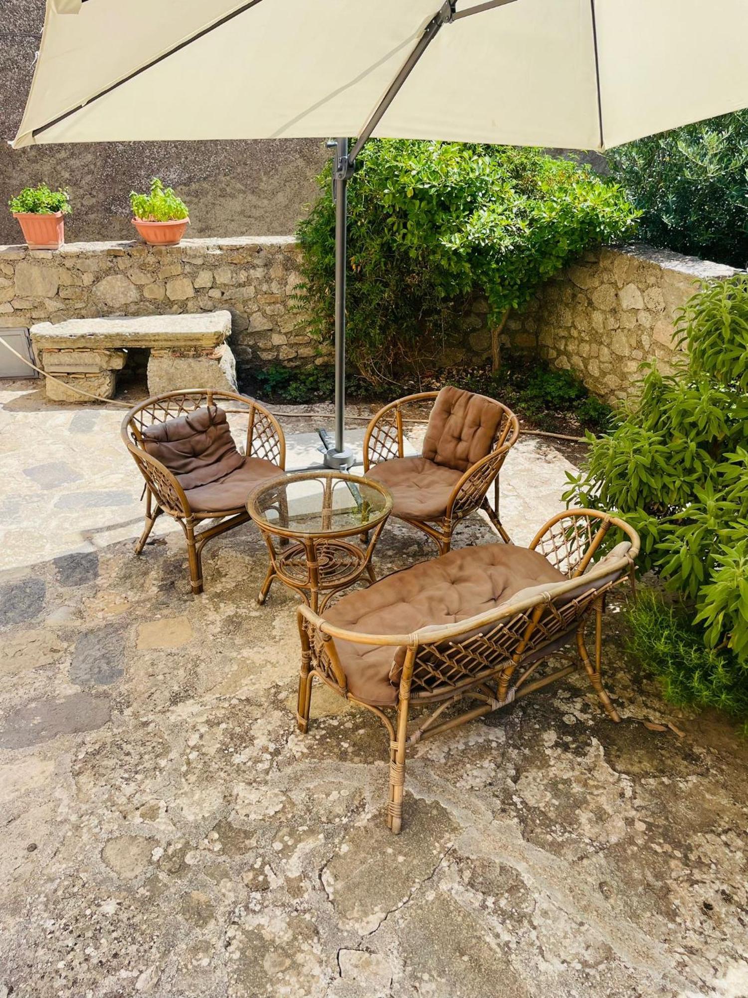 San Nicolo Holiday Home Montalbano Elicona Εξωτερικό φωτογραφία
