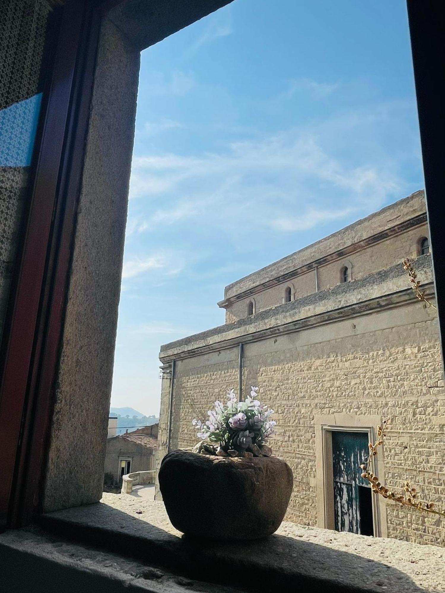 San Nicolo Holiday Home Montalbano Elicona Εξωτερικό φωτογραφία